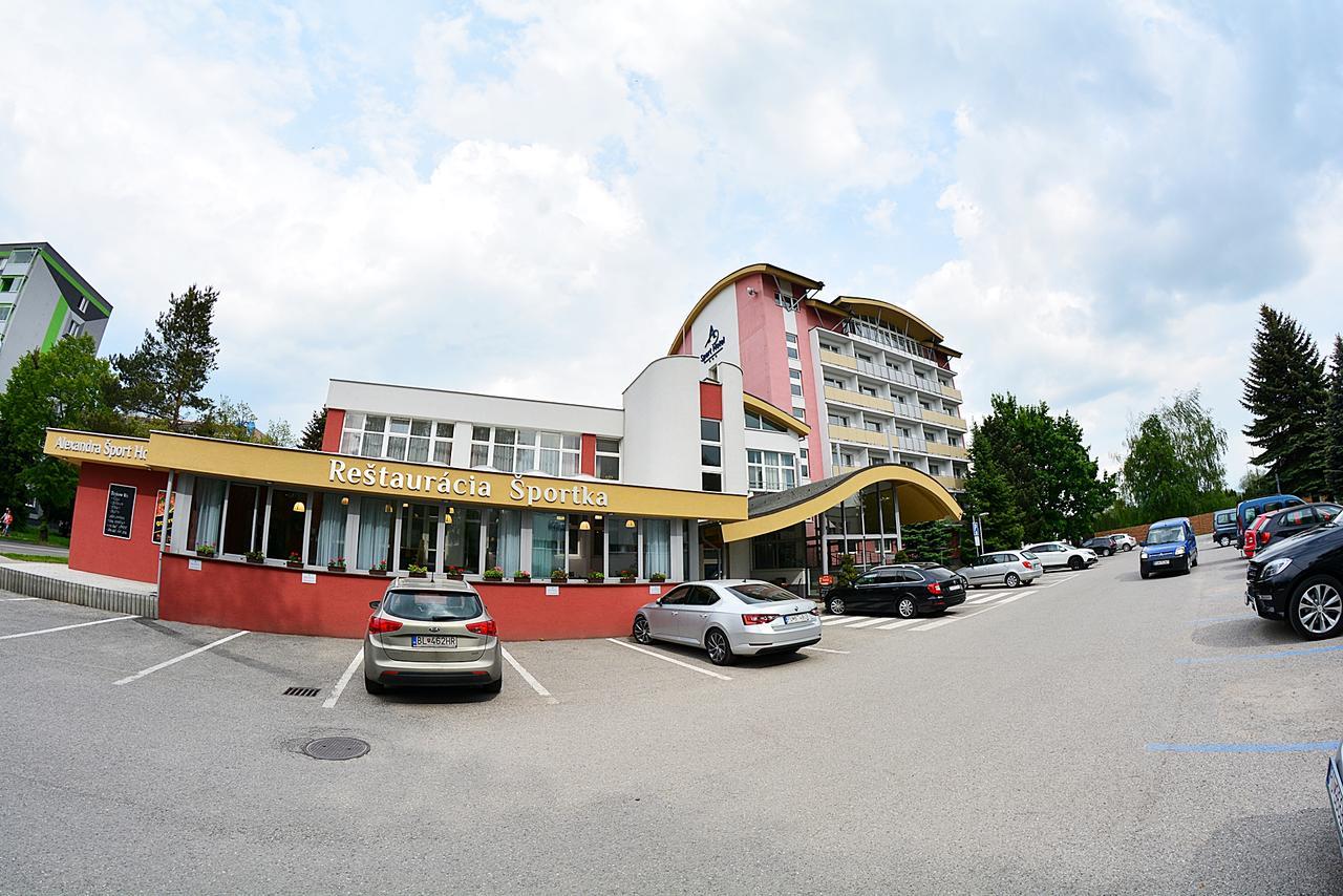 Alexandra Sport Hotel Пухов Экстерьер фото